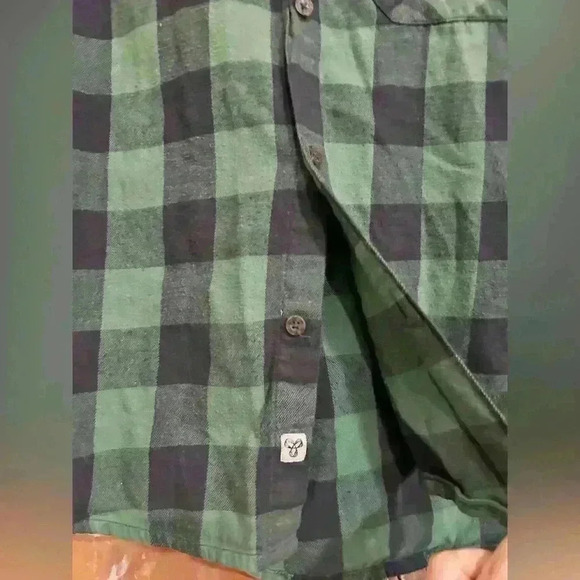 TNA Aritzia Green & Black Boyfriend Fit Flannel Size XS - Picture 5 of 8